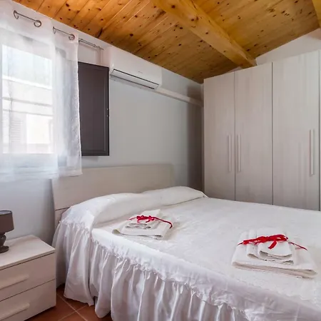 Holiday home Degli Ulivi